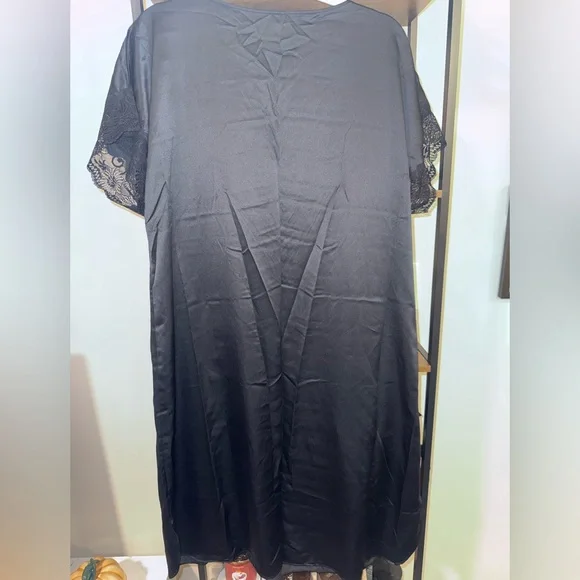 🟢🟢Natori Black Lace Sleeve Chemise - Picture 3 of 3